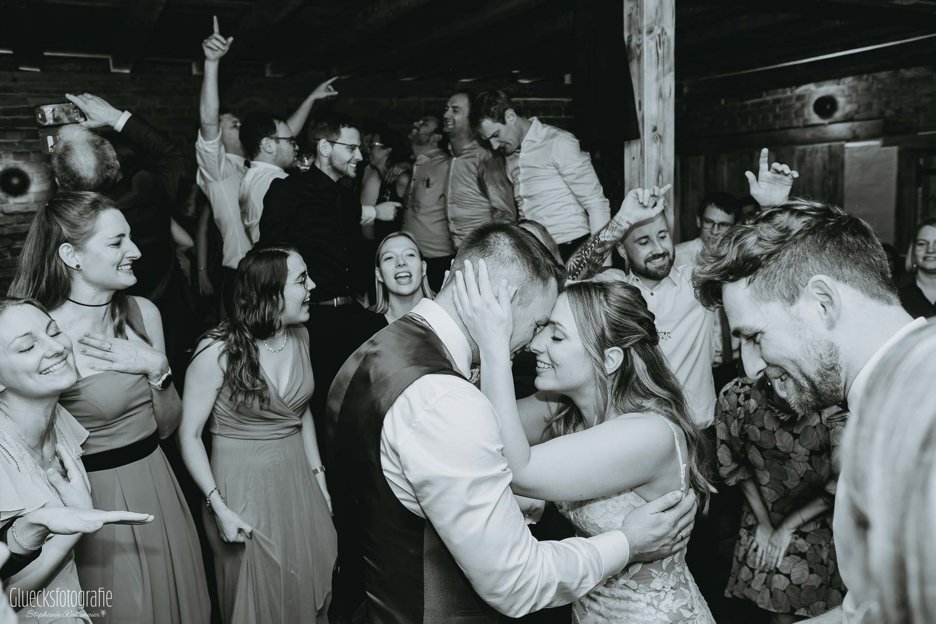 gefühlvolle Hochzeitsfotos in München und Bayern